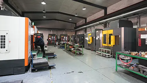 مولڈ پروڈکٹ ورکشاپ نے اپنی مضبوط صلاحیتوں کے ذریعے معیار کی ایک ٹھوس بنیاد رکھی ہے۔